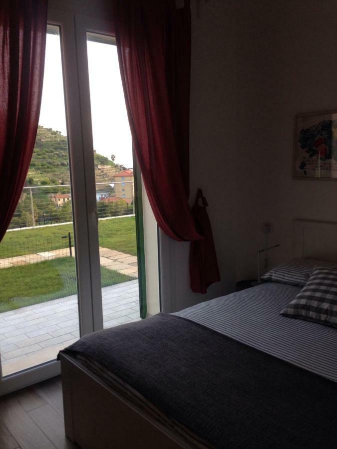 Apartmán Casaluna Ventimiglia Exteriér fotografie
