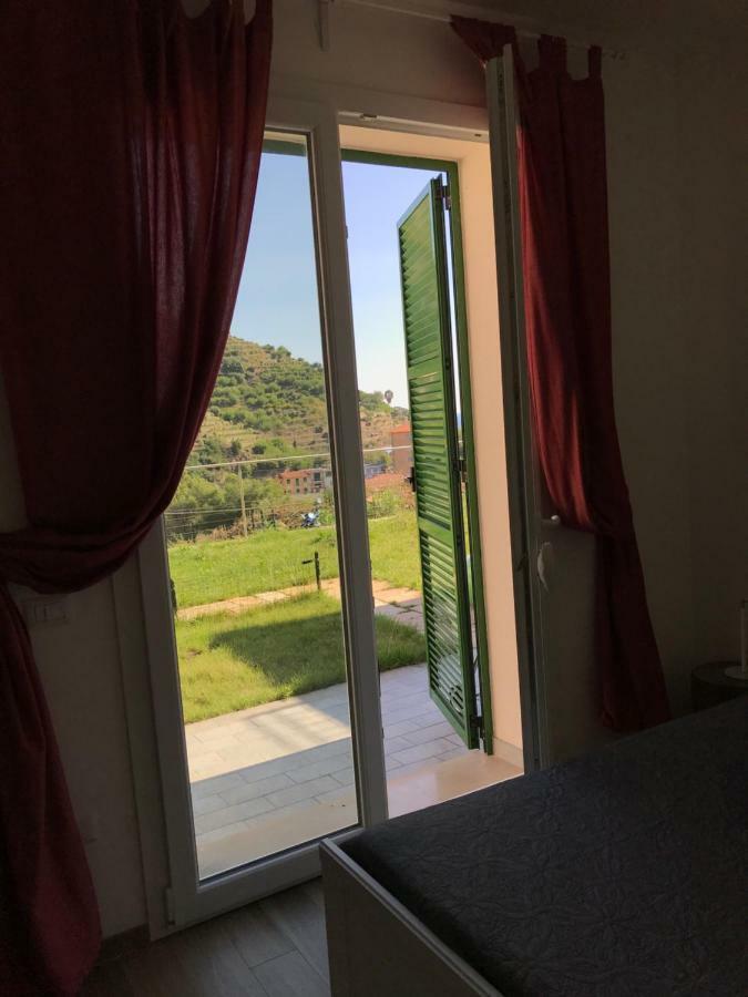 Apartmán Casaluna Ventimiglia Exteriér fotografie